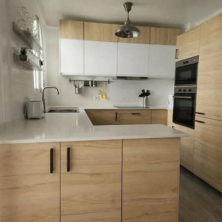 Garden Oasis Ταβίρα